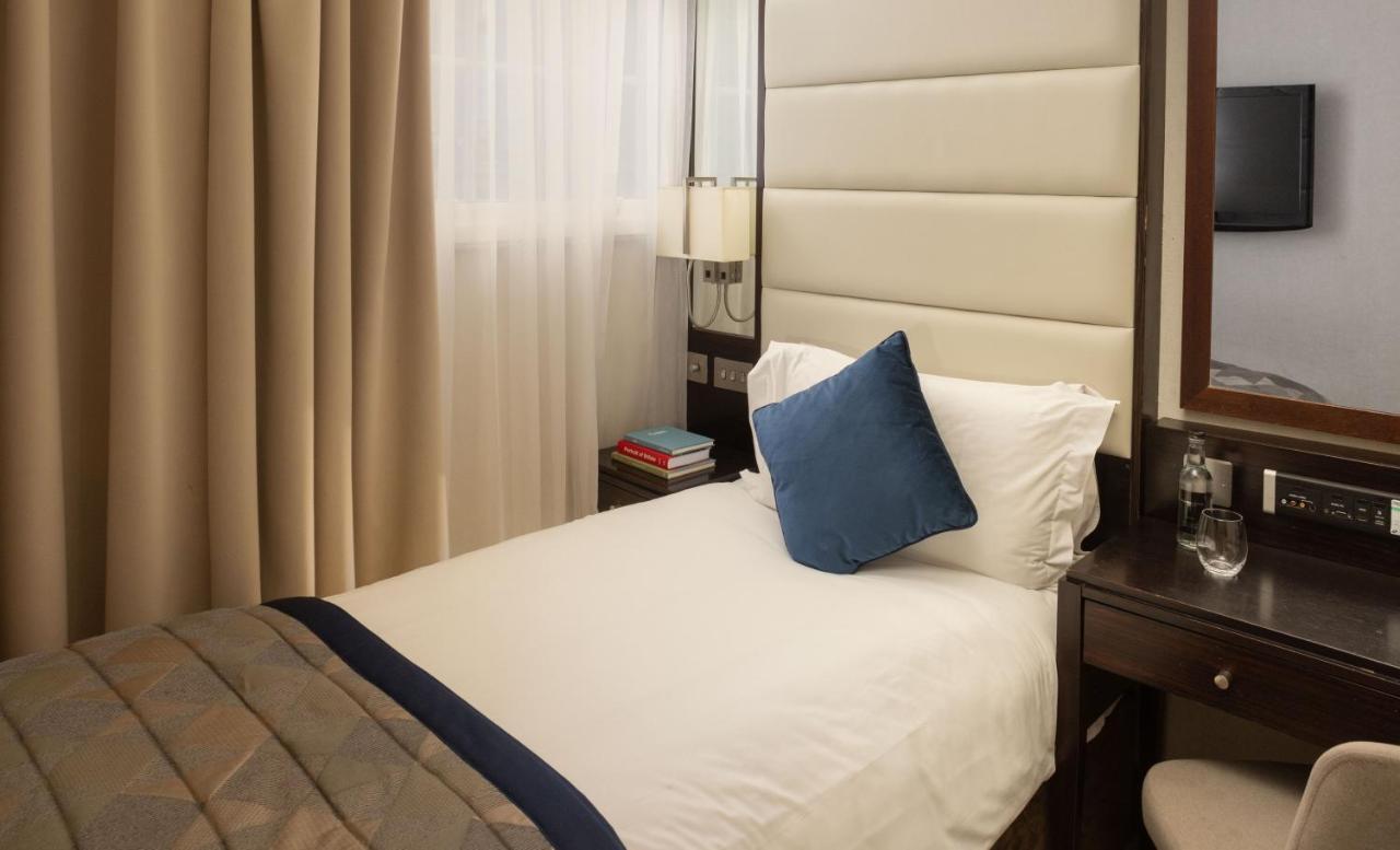 Montcalm Brewery Townhouse Hotel Лондон Екстериор снимка A single bed